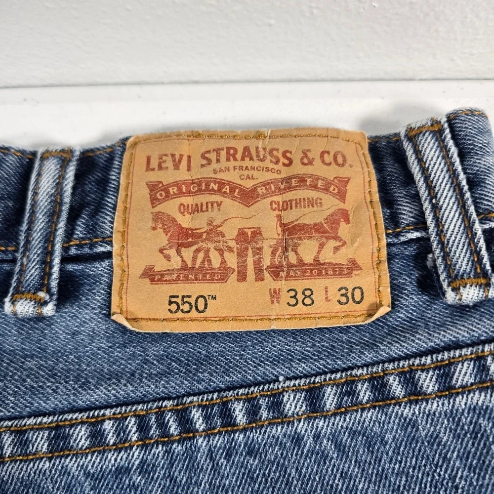 Levis 550‎ Relaxed Fit Tapered Leg Blue Denim Jeans Mens 38x30 Medium Wash